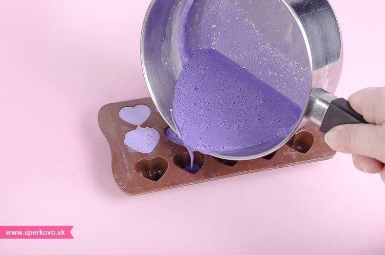 Návod ako si vyrobiť valentínske levanduľové mydlo