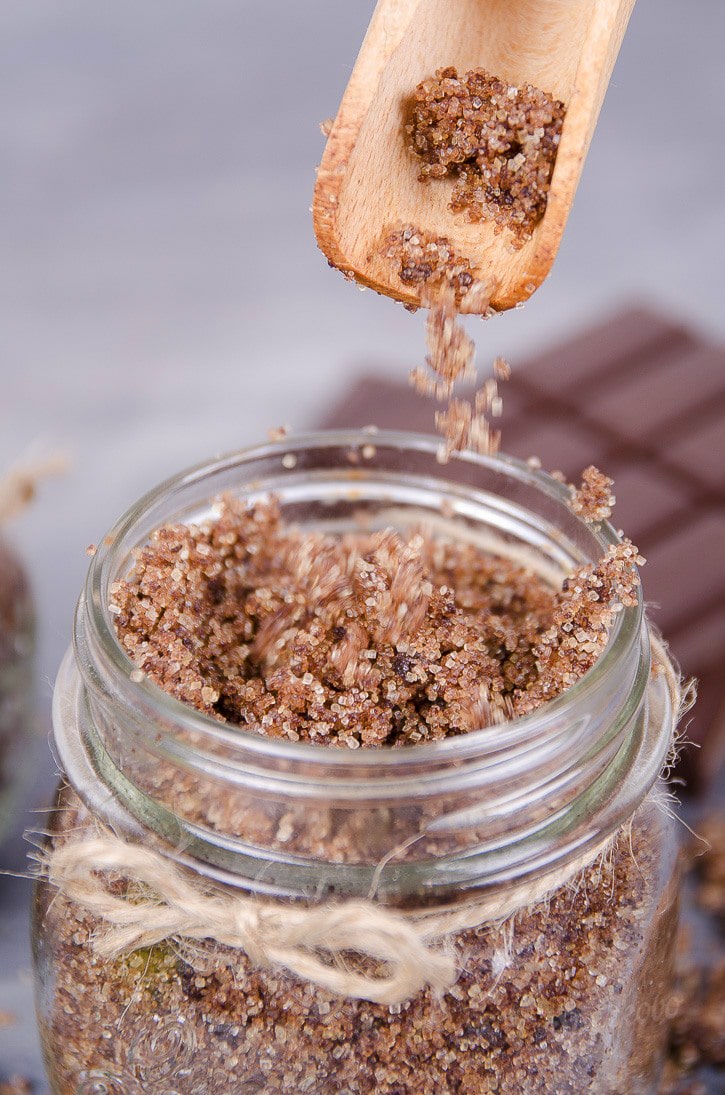 Návod na domáci čokoládový peeling s kokosovým olejom